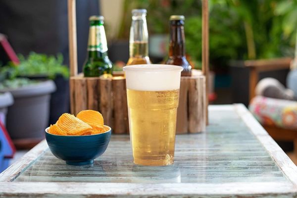 Heavy Duty Clear Pint Plastic Tumblers - 470 ml 50 Pack of Disposable Cups - Image 4